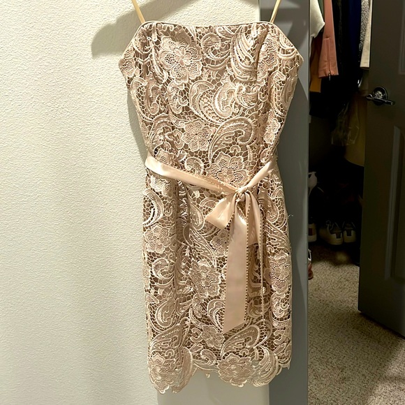 Beautiful, elegant, beige strapless dress. - Picture 1 of 3